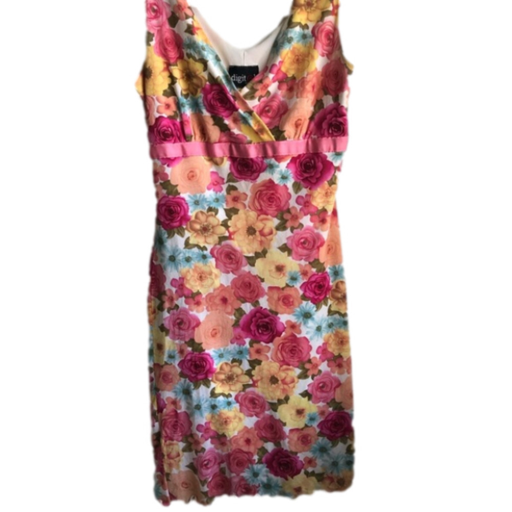Floral summer dress, empire waist, V neck